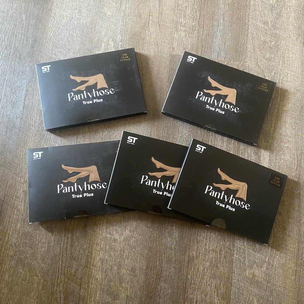 Silky Toes SunTan True Plus Pantyhose Size 1X-2X (2 pairs per pack)
